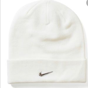 Nike Chrome Swoosh Beanie